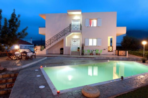 Гостиница Alura Villas  Ханья